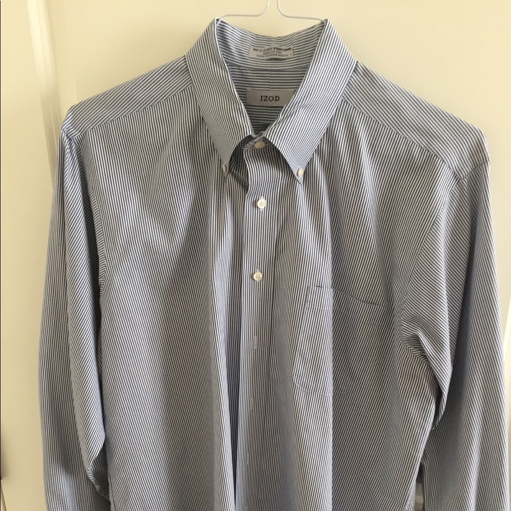 IZod casual/dress button down shirt